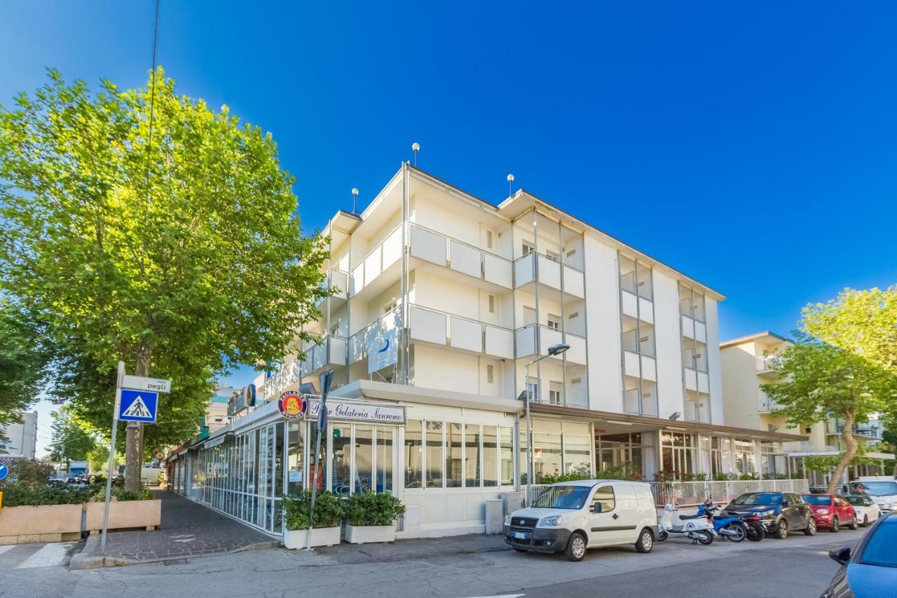 Hotel Sanremo Ρίμινι Εξωτερικό φωτογραφία