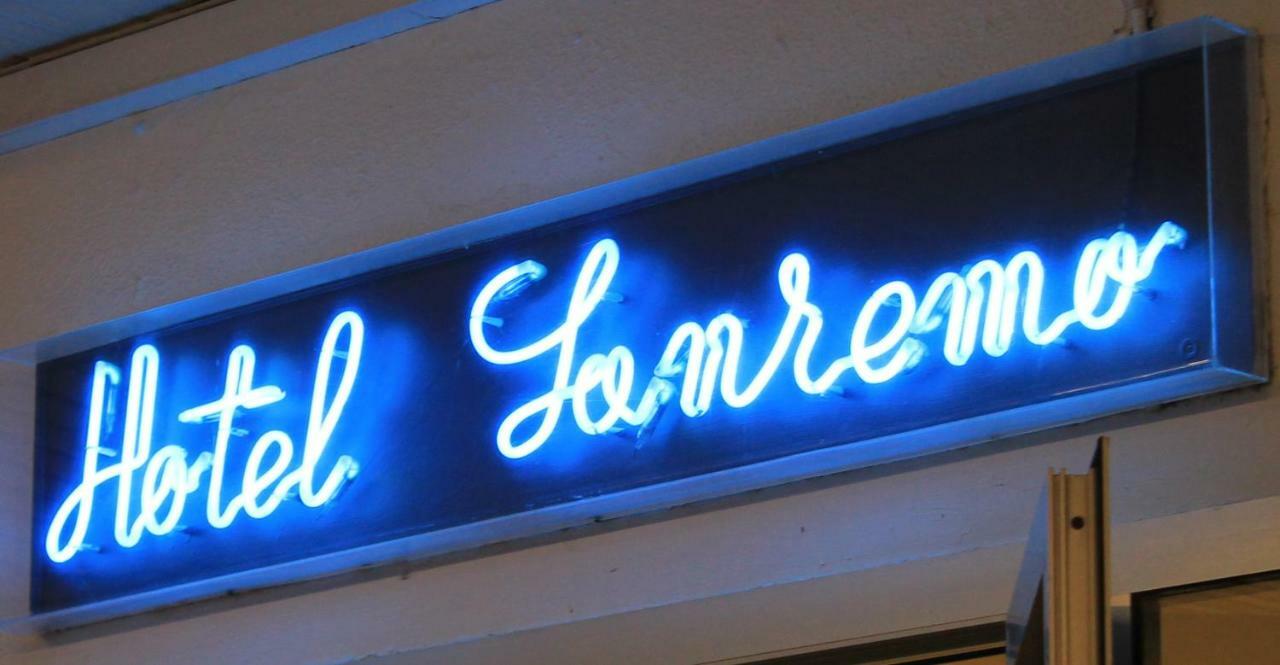 Hotel Sanremo Ρίμινι Εξωτερικό φωτογραφία